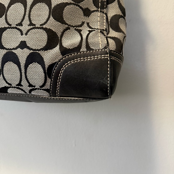 Y2K Coach Hampton Social Signature Flap Shoulder Bag - Picture 11 of 16